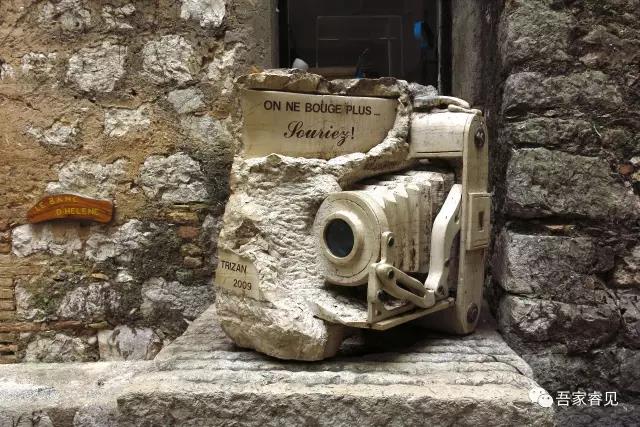 吴家睿摄于法国圣保罗·旺斯.jpg 吴家睿摄于法国圣保罗·旺斯.jpg